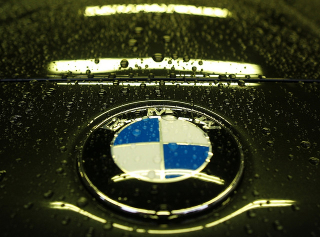 Illustration for article titled The Evolution Of Automaker Logos